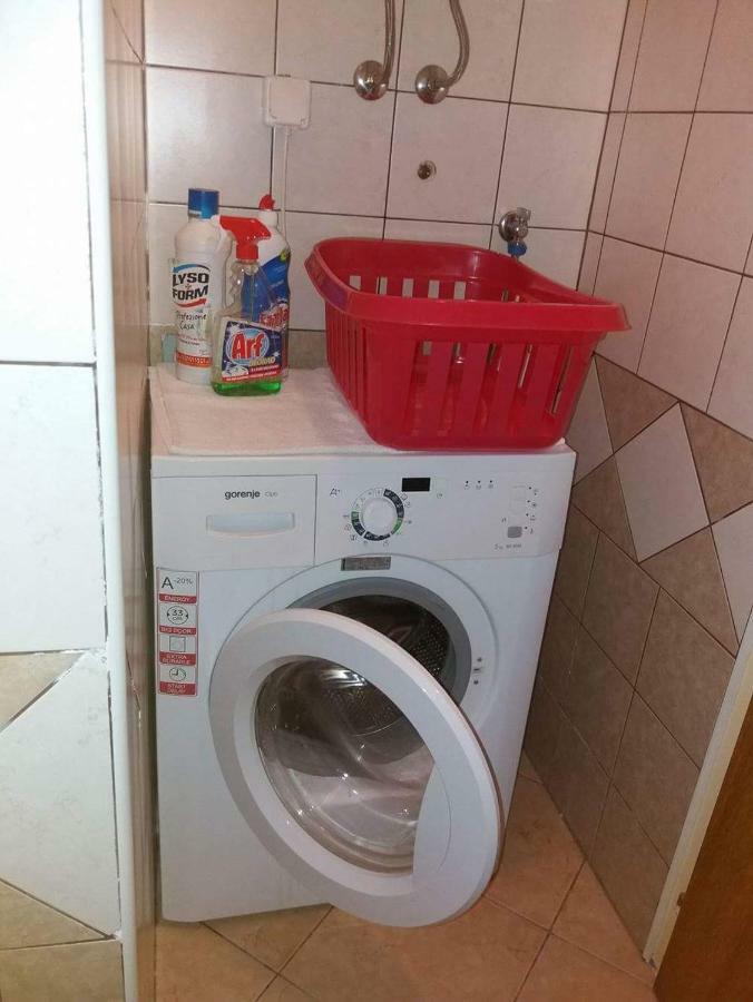 شقة Apartman Petra Palit المظهر الخارجي الصورة